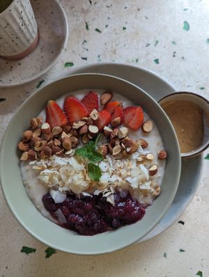 Cheerful Coco Porridge at Remix Bali in Kerobokan Kelod