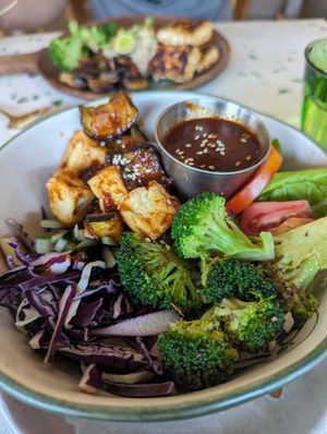 Vegan Umami bowl at Remix Bali in Kerobokan Kelod