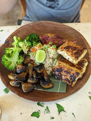 Remix Macro Plate at Remix Bali in Kerobokan Kelod