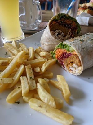 Falafel wraps at Palmeadas in San Pedro