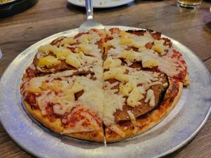 Vegan Hawaiian at Parkway Pizza in St Louis Park