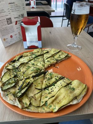 Hummus pizzaa  at 22.2 Pizza al Taglio in Zaragoza