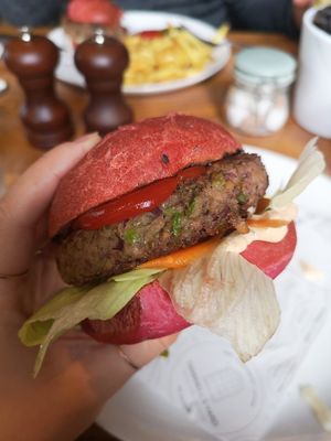 Bean burger with beetroot bun & smokey mayo  at Timbrell's Yard in Bradford-on-avon