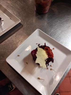 Tartare de betterave  at Toutes Les Couleurs in Lyon