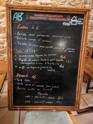  at Toutes Les Couleurs in Lyon