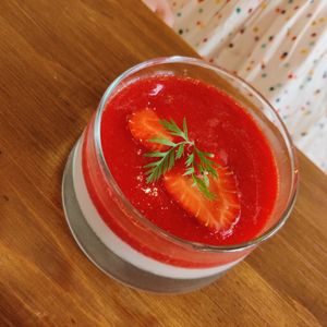 Pana Cota at Toutes Les Couleurs in Lyon