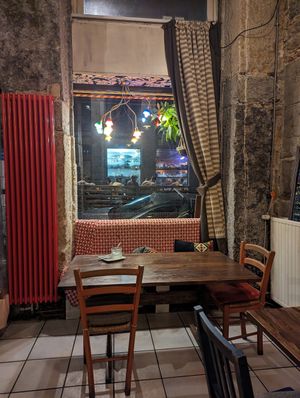  at Toutes Les Couleurs in Lyon