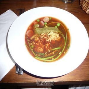  at Toutes Les Couleurs in Lyon