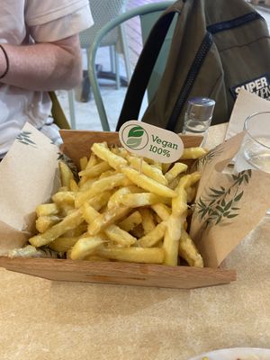 Vegan garlic parmesan cheese fries  at Soma Bistro in La Pineda
