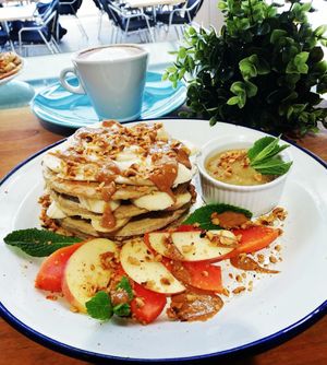 Vegan pancakes🥞🥞🥞☀️ at Soma Bistro in La Pineda