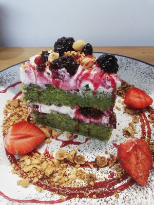 Vegan cake at Soma Bistro in La Pineda
