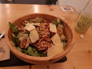 Salad at Vegan Queen in Murcia