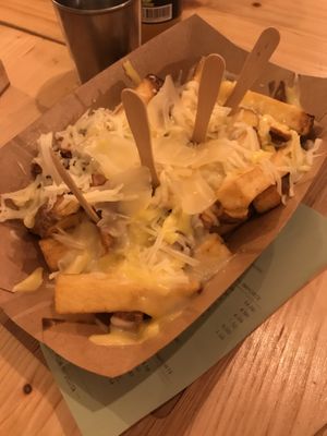 4 cheese fries at Vegan Queen in Murcia