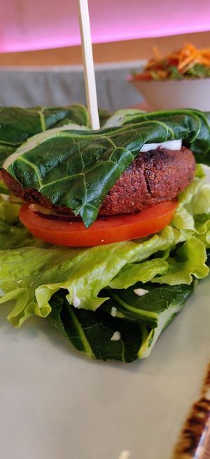 Veggie Burger with leafy Green  warp at Juicy in Lisbon