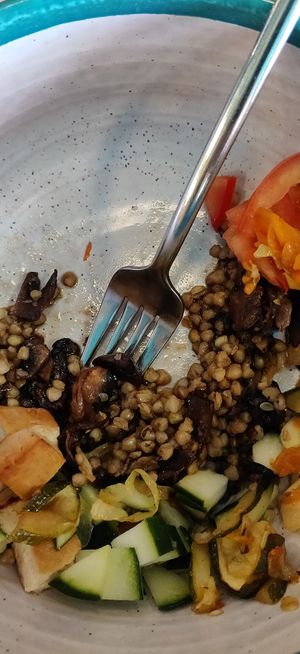 Earth bowl at Juicy in Lisbon