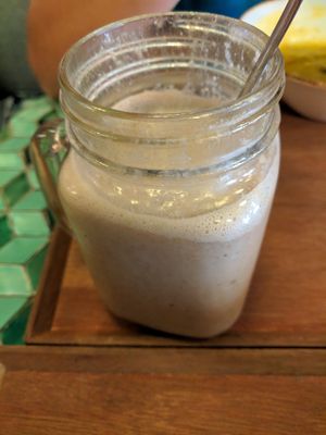 😋😋 at Juicy in Lisbon