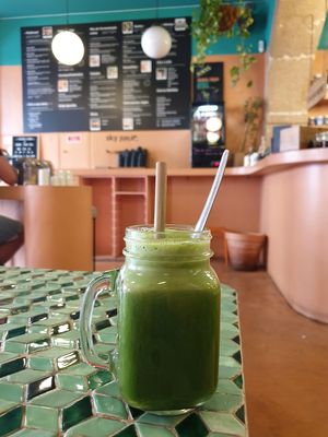 Green juice at Juicy in Lisbon