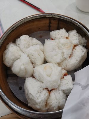 Cha Siew Bao at Three Virtues 三德食品 - Jordan in Kowloon