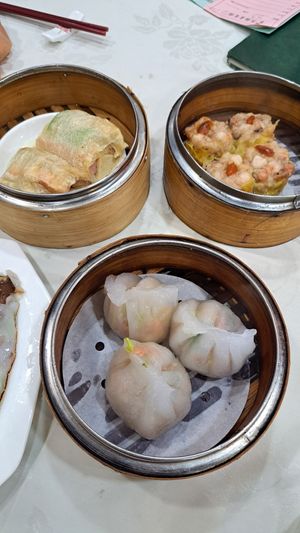 Dim sum at Three Virtues 三德食品 - Jordan in Kowloon