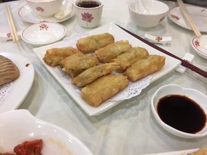 Deep fried veg seafood rolls at Three Virtues 三德食品 - Jordan in Kowloon