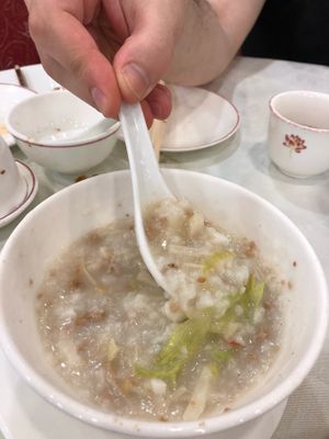Veggie seafood congee at Three Virtues 三德食品 - Jordan in Kowloon