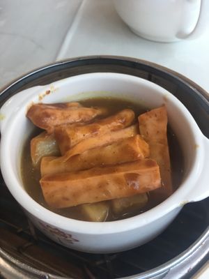 Curry at Three Virtues 三德食品 - Jordan in Kowloon