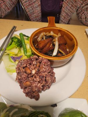 Clay Pot. #Veganuary at The Sun Vegan in Fountain Valley