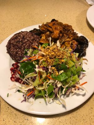 Lemon grass chik’n  at The Sun Vegan in Fountain Valley