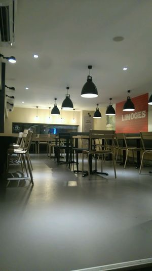 plenty of room at Pita Pit in Limoges