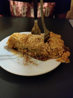 Apple crumble cake at Biocenter - Pintor Fortuny in Barcelona