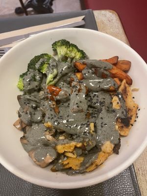 Heura bowl  at Biocenter - Pintor Fortuny in Barcelona