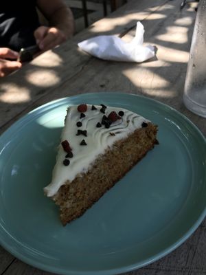 Carrot cake at Nomad Café | Boutique in Weligama