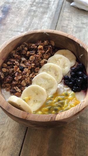 The London smoothie bowl at Nomad Café | Boutique in Weligama