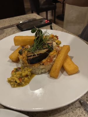 “Fish” and cauliflower   at Ike's Bistro in Oranjestad