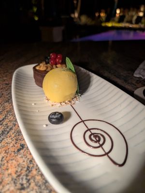 Snicker with mango sorbet at Ike's Bistro in Oranjestad