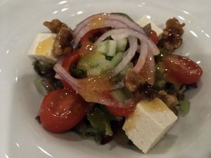 Mesclun Salad with Tofu at Ike's Bistro in Oranjestad