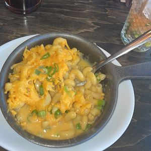   at L'Gros Luxe - Duluth in Montreal