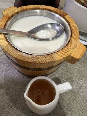 Soy bean pudding with ginger sauce 9/10  at Souper Tang 汤师父 - Paradigm Mall in Johor Bahru
