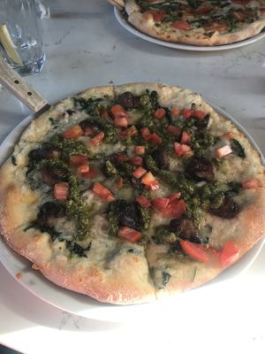 Vegan mushroom pizza at Picazzo's  in Glendale