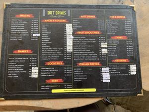 Menu  at Little Folly Hidden Wood Cabins  in Ambagollapathana