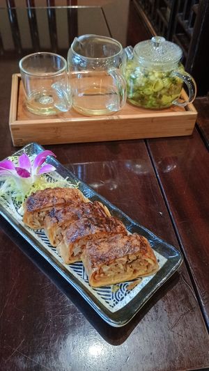 Been curd skin rolls at LockCha 樂茶軒 - Admiralty in Hong Kong Island