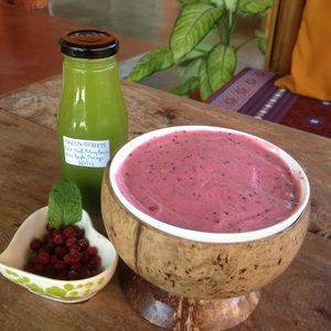 CRANBERRY CRUSH Wellness Bowl 100% Natural Goodness at Full Moon Wellness Cafe in Chiang Rai