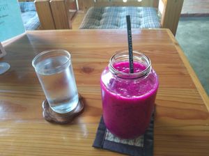 Tropical Paradies  at Full Moon Wellness Cafe in Chiang Rai