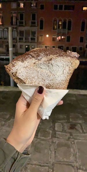 Hazelnut creme and banana crepe at Cocaeta in Venice