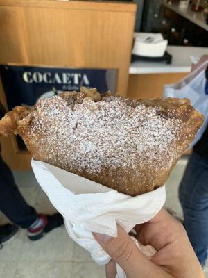 Apple purée and cinnamon crepe at Cocaeta in Venice