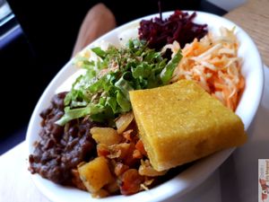 Buddha Bowl at PH7 Equilibre - Temple in Paris