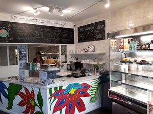 kitchen counter at PH7 Equilibre - Temple in Paris