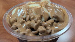 Peanut Butter Peak (close up) at Raw Juice Cafe in Flagler Beach