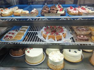 Display cabinet at City Cakes Bakery & Cafe in Midvale