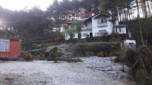 Hotel Mount Paradise in Winter . at Mountain Paradise Hotel in Nagarkot